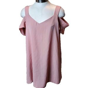 Hanezza Dusty Rose Cold Shoulder Top size small NWT  Reg $89.99